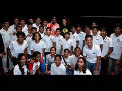 
      
      Abhishek Bachchan Surprises Fans in back-to-back housefull
      
      