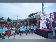 
      
      Taneira and JJ Active Present Extravaganza in Bangalore 
      
      