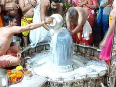 
      
      Madhya Pradesh: First 'Rakhi' tied to Lord Mahakal in Ujjain
      
      