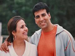 
      
      Akshay Kumar wishes sister Alka Bhatia on Raksha Bandhan
      
      