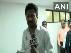 
      
      Udhayanidhi Stalin praises 'Dravidian model'
      
      