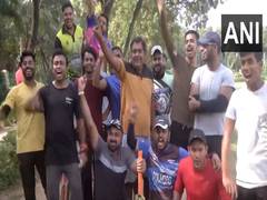 
      
      Jharkhand: Cricket fans cheer for India ahead of clash with Pak
      
      