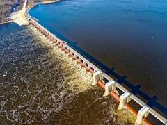
      
      US: Small city near Seattle declares state of emergency
      
      