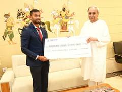 
      
      Odisha CM Patnaik felicitates javelin star Kishore Jena
      
      