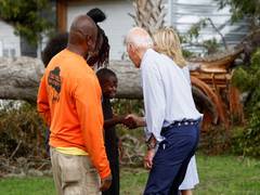 
      
      US: President Biden tours Hurricane Idalia damaged Florida
      
      