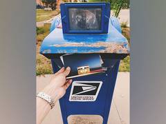 
      
      US: Washington DC postal employee steals nearly USD 1.7 million
      
      