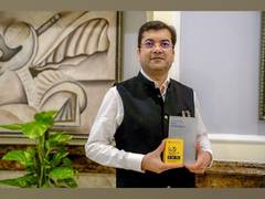 
      
      Dr Navneet Agrawal Bags Prestigious National Diabetologist 
      
      