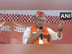 
      
      Neemuch to soon get Vande Bharat Express: Ashwini Vaishnaw 
      
      