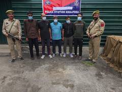 
      
      J-K: Fake recruitment scam busted in Kupwara, 5 arrested
      
      