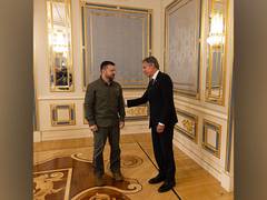 
      
      US Secy Blinken meets Ukraine President Zelensky in Keiv
      
      