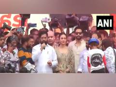 
      
      Maharashtra CM Eknath Shinde attends 'Janmashtami Utsav'
      
      