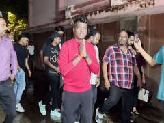 
      
      ‘Jawan’: Director Atlee visits theatre to see audience's reaction
      
      