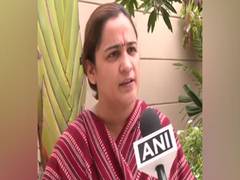 
      
      BJP leader drags Mulayam into ‘India vs Bharat’ row
      
      