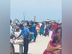 
      
      Tamil Nadu: Severe sandstorm disrupts normal life in Rameswaram
      
      