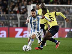 
      
      Lionel Messi helps Argentina secure 1-0 win over Ecuador 
      
      
