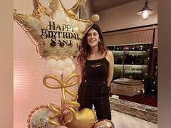 
      
      This is how Sanjana Sanghi celebrated her 27th birthday
      
      