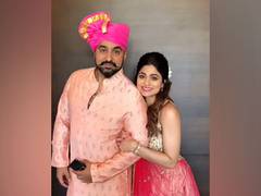 
      
      Shamita Shetty wishes 'jiju' Raj Kundra on his birthday
      
      