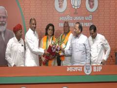 
      
      Rajasthan Congress leader Jyoti Mirdha joins BJP
      
      