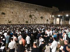 
      
      Israeli population will pass 10 million in 2024
      
      