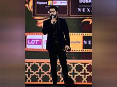 
      
       Jr NTR bags Best Actor award at SIIMA
      
      