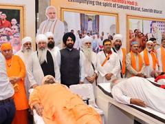 
      
      Faith leaders of different religions donate blood on PM birthday
      
      