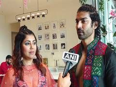 
      
      Gurmeet, Debina are back after vacation for Ganesh Chaturthi 
      
      