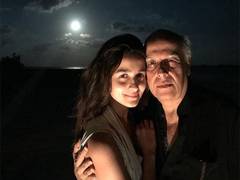 
      
      Alia Bhatt pens a sweet birthday wish for father Mahesh Bhatt
      
      