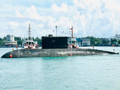 
      
      Indian Naval Ships, submarine reach Singapore
      
      