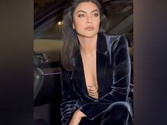 
      
      Sushmita Sen shares captivating post
      
      