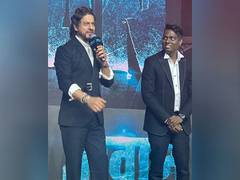 
      
      ‘Jawan’: SRK wishes director Atlee on his birthday
      
      