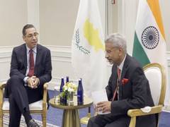 
      
      EAM Jaishankar meets his Cyprus counterpart Constantinos Kombos
      
      