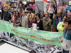 
      
      US: Bangladeshi diaspora protests against Pak army's atrocities
      
      