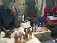 
      
      Andhra: Four arrested for smuggling liquor from Goa
      
      