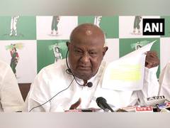 
      
      Deve Gowda writes to PM Modi over Cauvery water dispute
      
      
