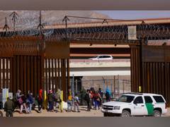 
      
      Mexico signs agreement with US to deport migrants from borders 
      
      