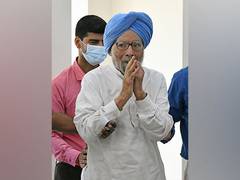 
      
      Leaders extend wishes on former PM Manmohan Singh's 91st birthday
      
      
