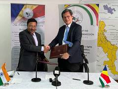 
    Chief Election Commissioner signs MoU with Seychelles
    