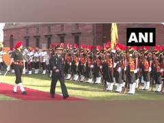 
      
      South Korean Chief of Staff receives guard of honour in New Delhi
      
      