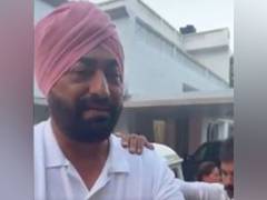 
      
      Congress MLA Sukhpal Singh Khaira detained by Punjab police
      
      