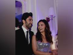 
      
      Alia Bhatt wishes Ranbir Kapoor on his birthday
      
      