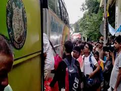
      
      MGNREGA protesters leave in buses hired by TMC for Delhi protest
      
      