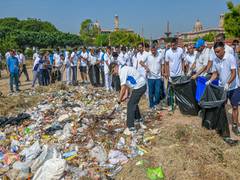 
      
      Air Headquarters joins PM Modi's 'Swachhta Hi Sewa' campaign
      
      