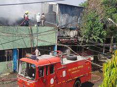 
      
      Fire breaks out at trading company in Chandigarh, no casualties 
      
      