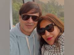 
      
      Vivek Oberoi wishes his 