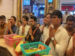 
      
      Ram Charan offers prayers at Siddhivinayak Temple in Mumbai
      
      