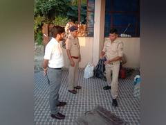 
      
      Uttarakhand: Police seals drug peddler's property
      
      