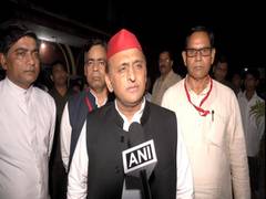 
      
      Akhilesh Yadav slams central government over AAP MP's arrest
      
      