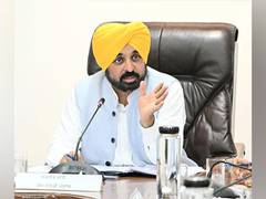 
      
      Punjab CM Bhagwant Mann slams Centre for AAP leader's arrest
      
      