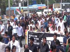 
      
      West Bengal: TMC organizes 'Raj Bhavan Chalo Abhiyan' in Kolkata 
      
      