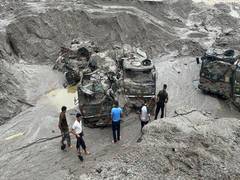 
      
      Sikkim flash floods: 6 soldiers among 19 dead; 103 missing
      
      